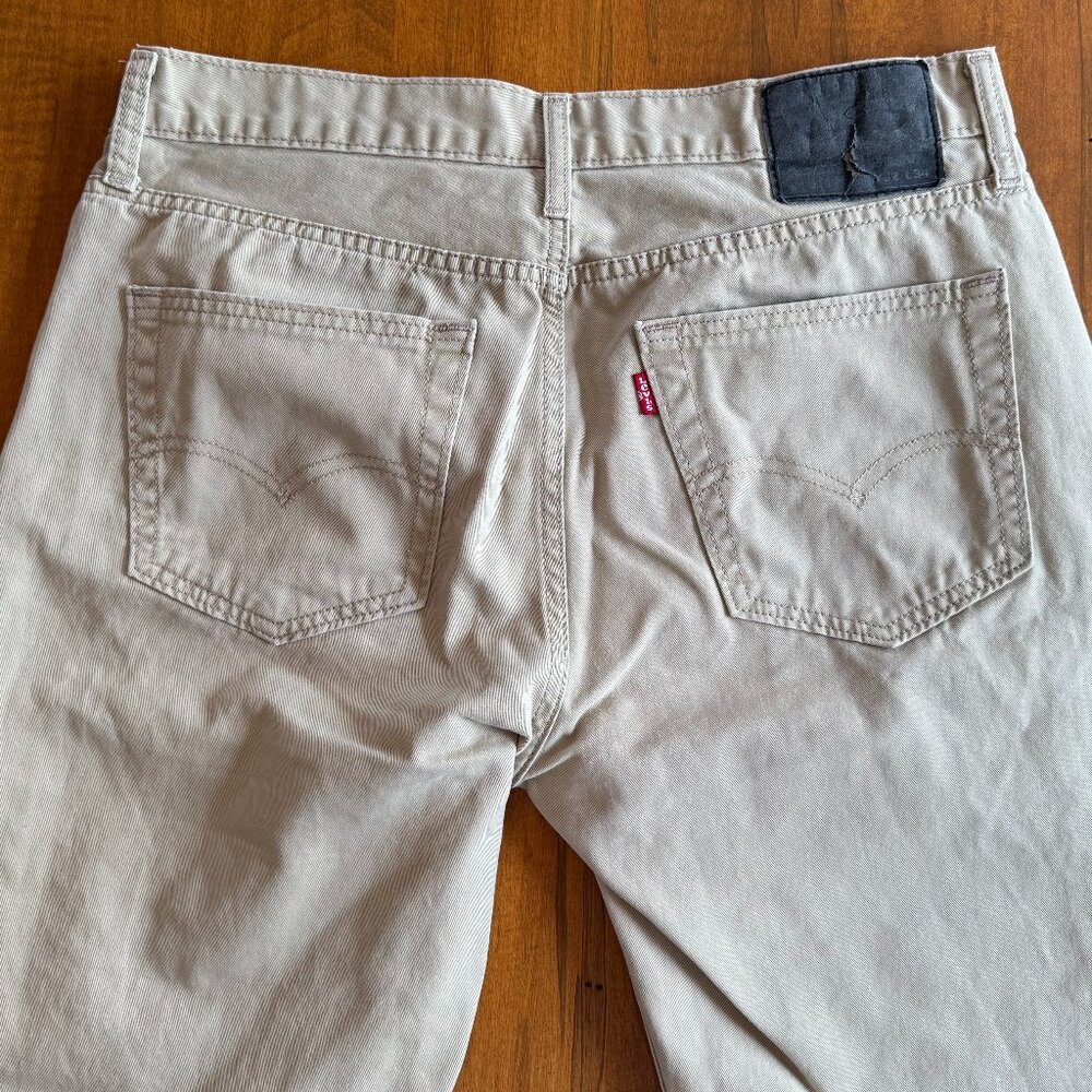 32Wx34L Levi's 514 Straight in Chinchilla Soft Washed Twill - Picture 3 of 4